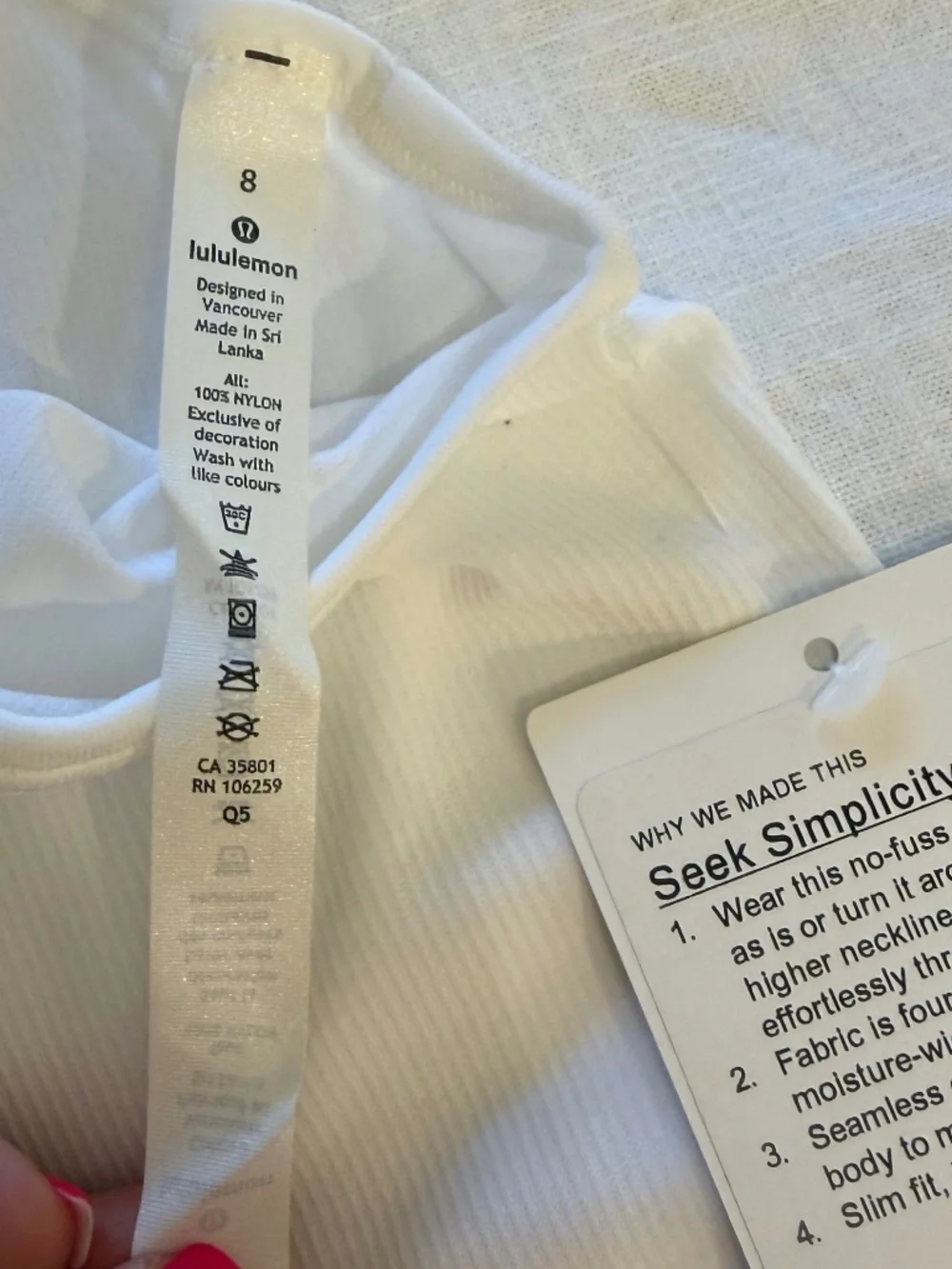 lululemon athletica hi…i’m cleaning